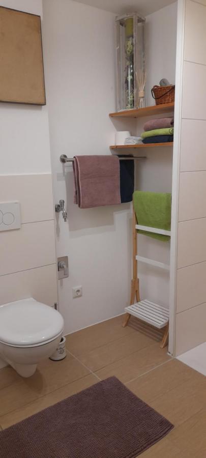 Zettler Apartment *